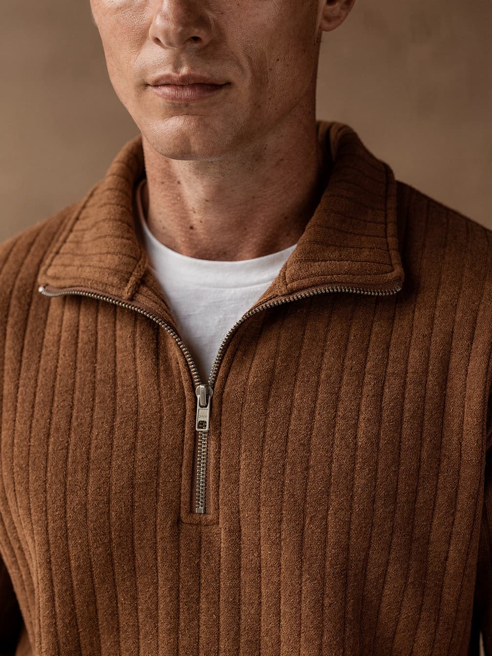 Pull demi-zip côtelé Adrien – Marron