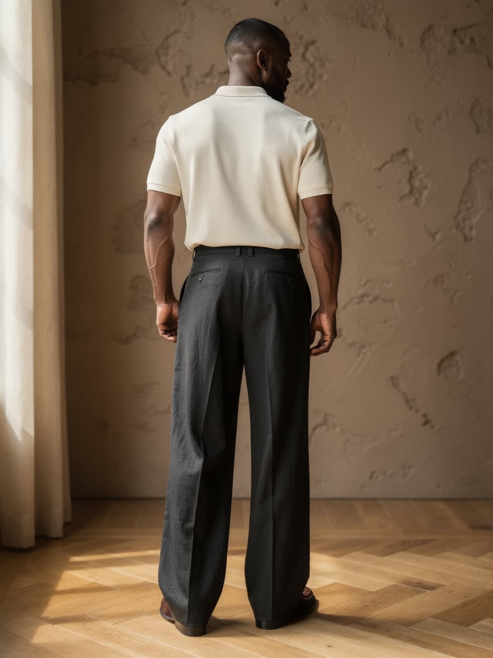 Pantalon léger à pinces Basile – Noir