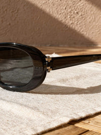 Lunettes de soleil ovales Bertille – Noir