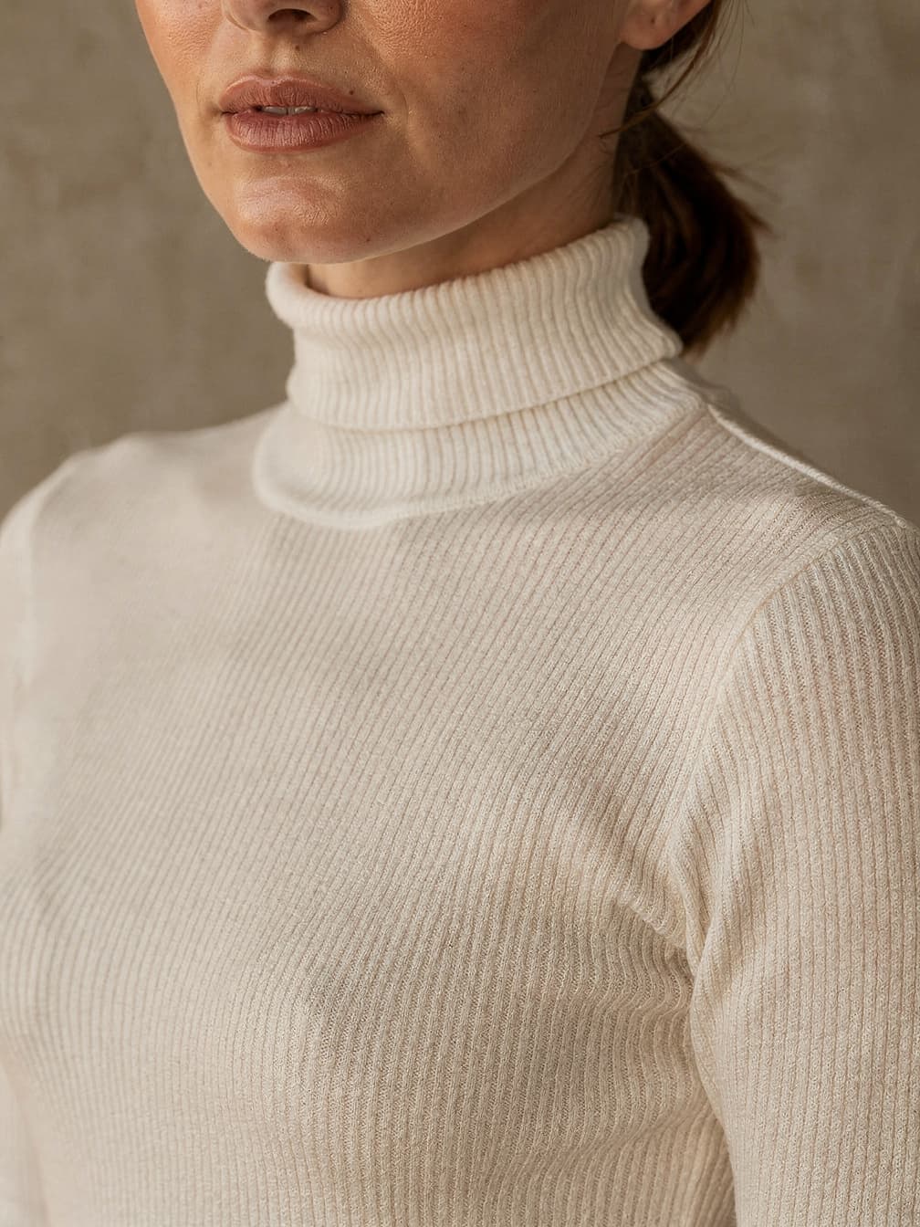 Col roulé côtelé Cécile – Blanc