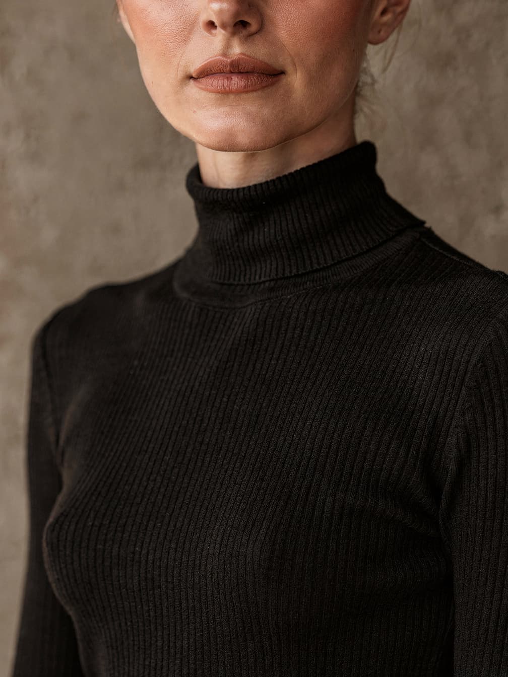 Col roulé côtelé Cécile – Noir