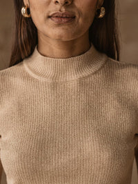 Pull col montant Noémie – Beige