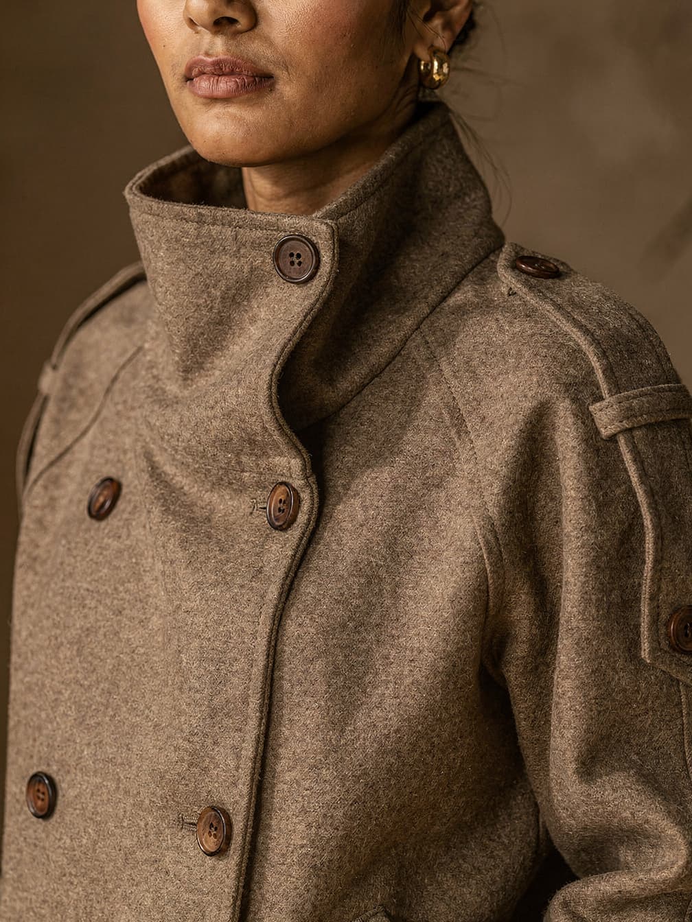 Manteau court croisé Odile – Marron