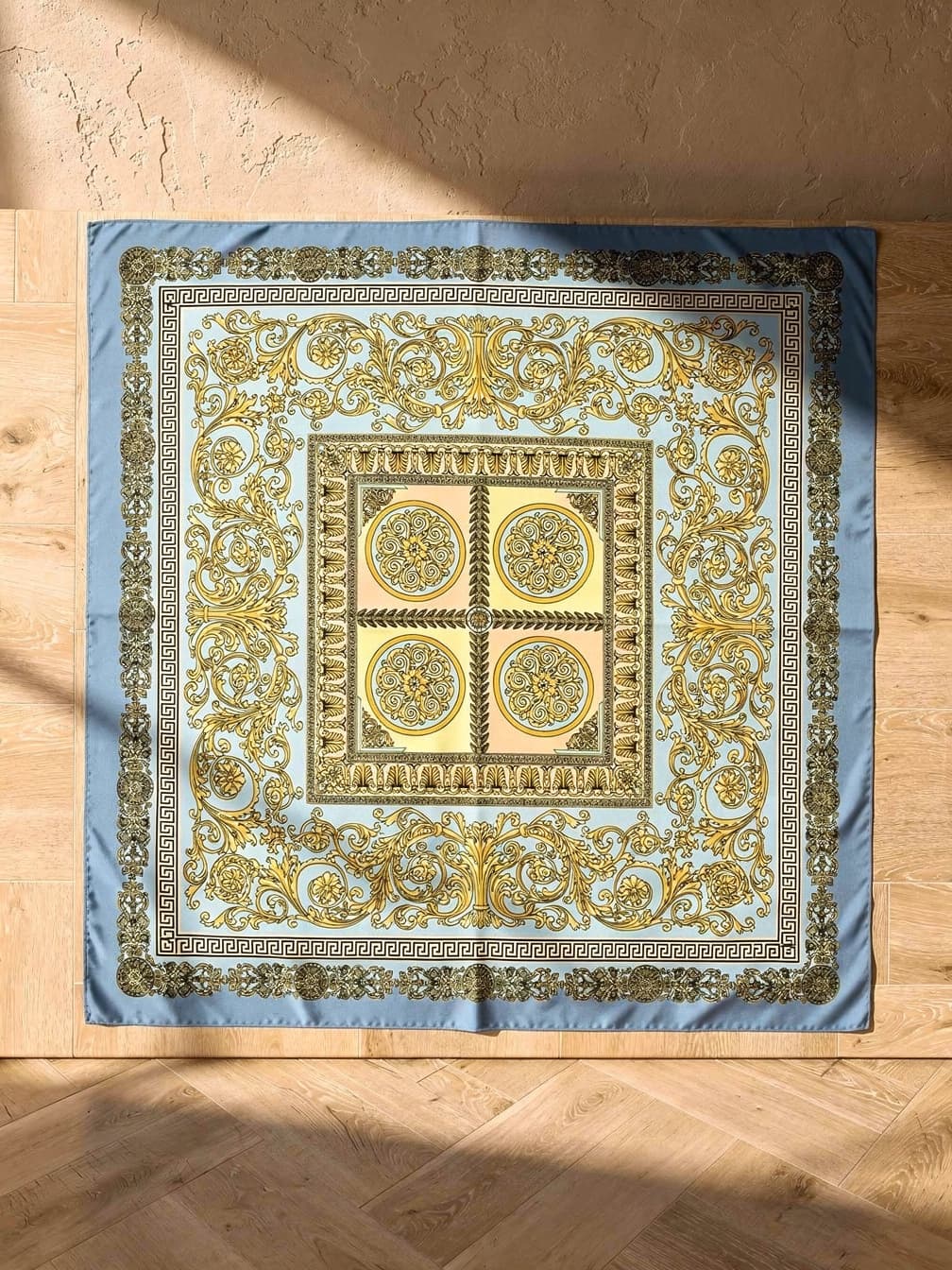 Carré imprimé Rose – Bleu