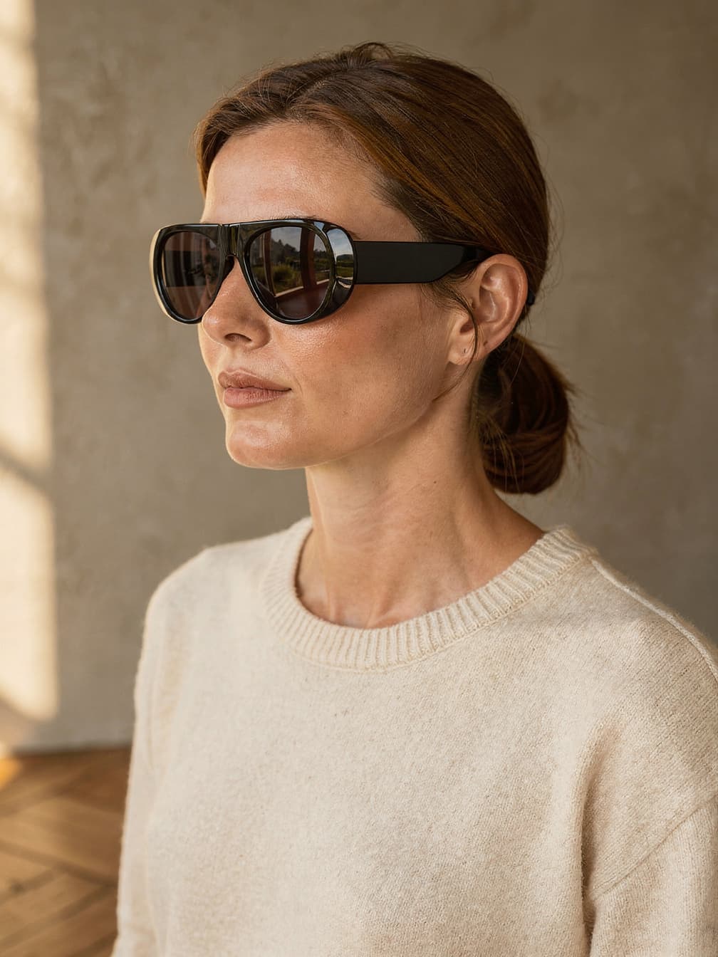 Lunettes de soleil ovales Sacha – Noir