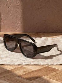 Lunettes de soleil ovales Sacha – Noir